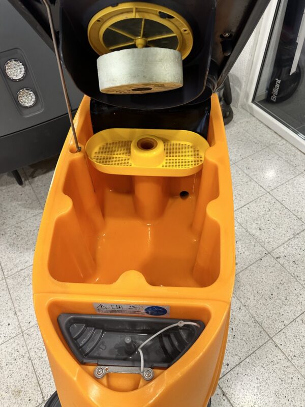 Skurmaskin Taski Swingo 955 - begagnad